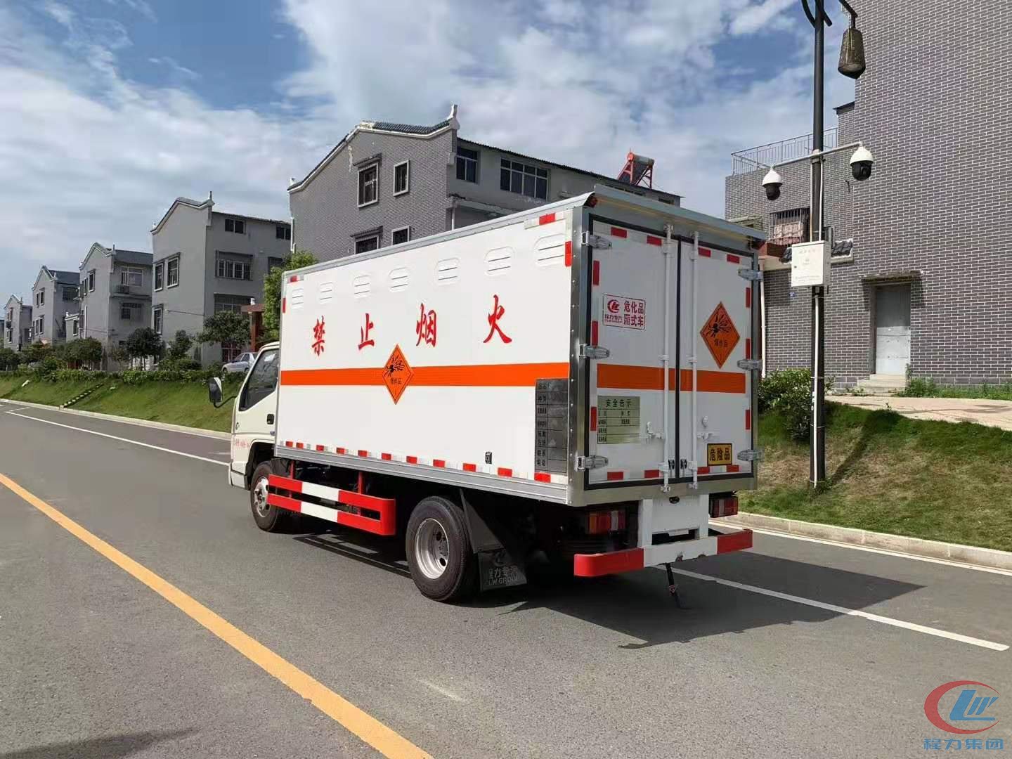 国六江铃危险品运输车，江铃国六防爆车